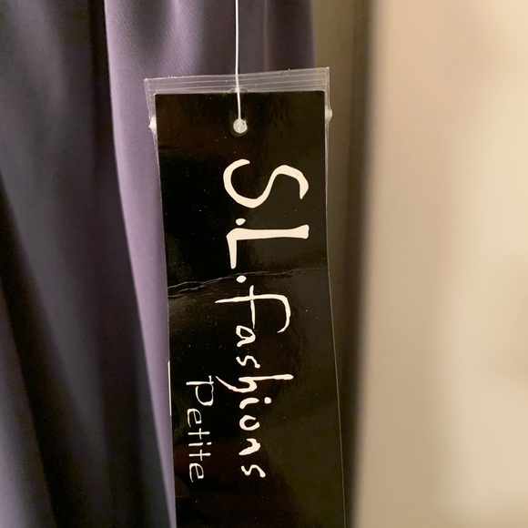 Beaded Jewel Neck Dress New with tags - Picture 3 of 4